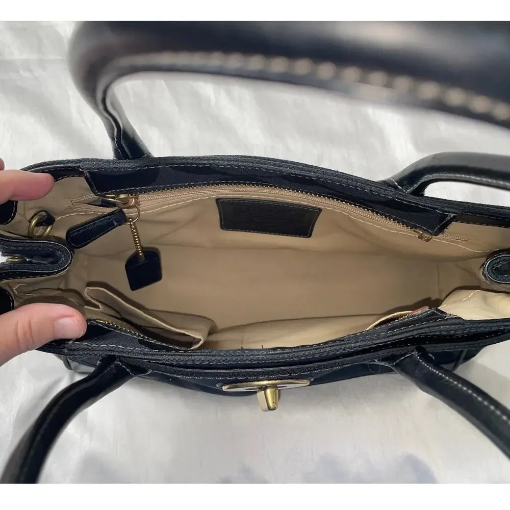 Vintage Coach Hamptons Signature Madeline Purse - Style #11557